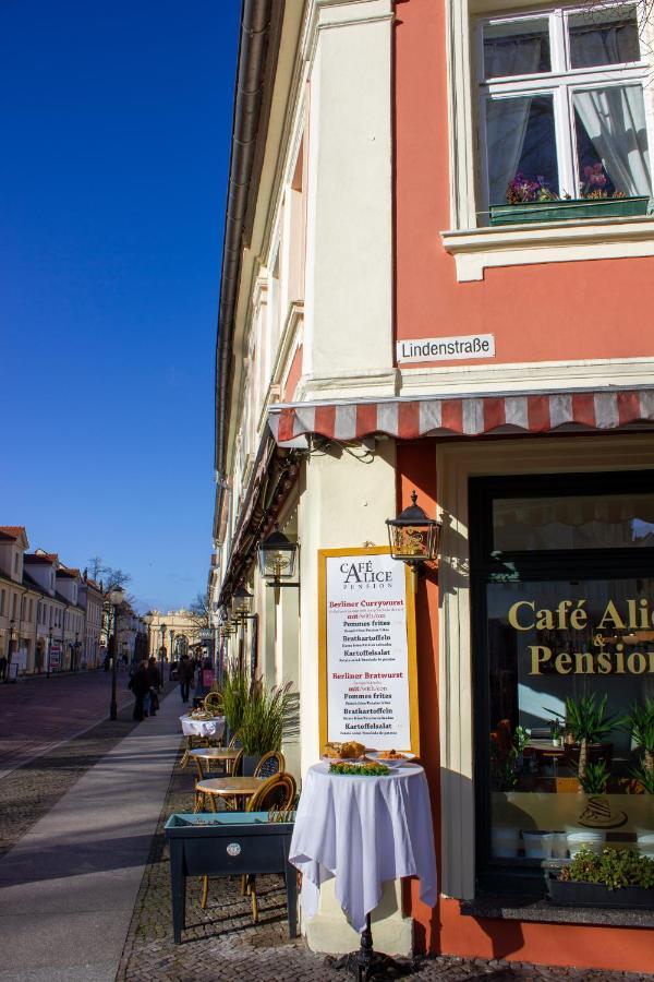 Cafe Alice & Pension Gmbh Potsdam Buitenkant foto