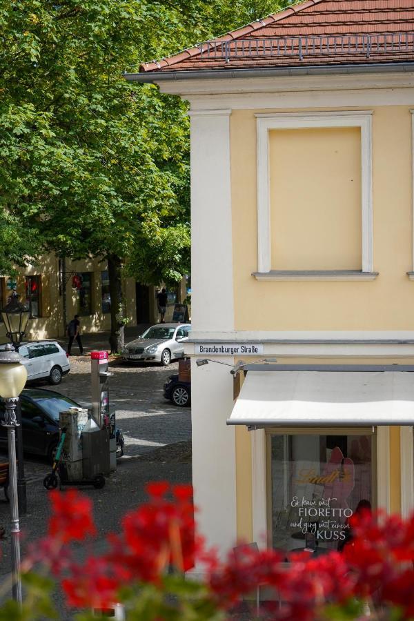 Cafe Alice & Pension Gmbh Potsdam Buitenkant foto